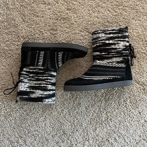 Toms Nepal Boots